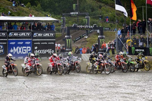 Partenza MX1 del sabato.