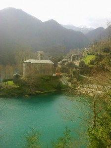 Mototurismo low cost in Garfagnana: Isola Santa