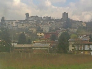 Mototurismo low cost in Garfagnana: Borgo Antico