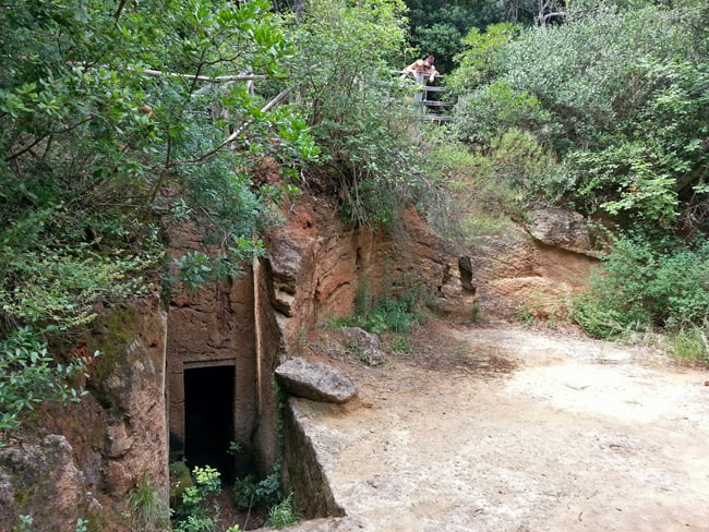 Sepolture sulla collina della parte alta del Golfo di Baratti