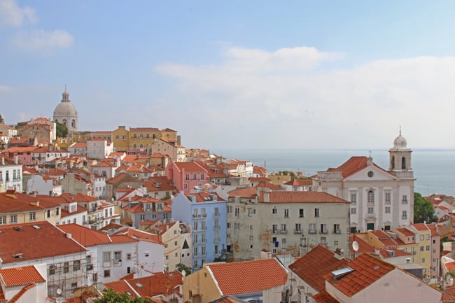 Vista di Lisbona dall'Alfama