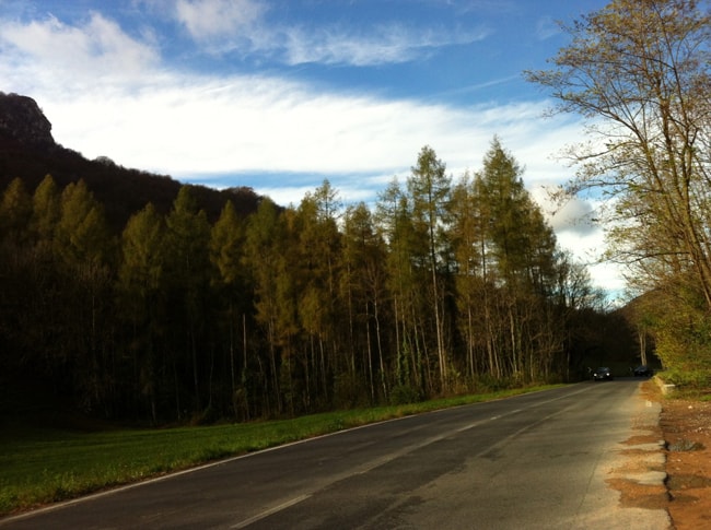 Verso il lago Maggiore in Vespa per una sigaretta speciale 