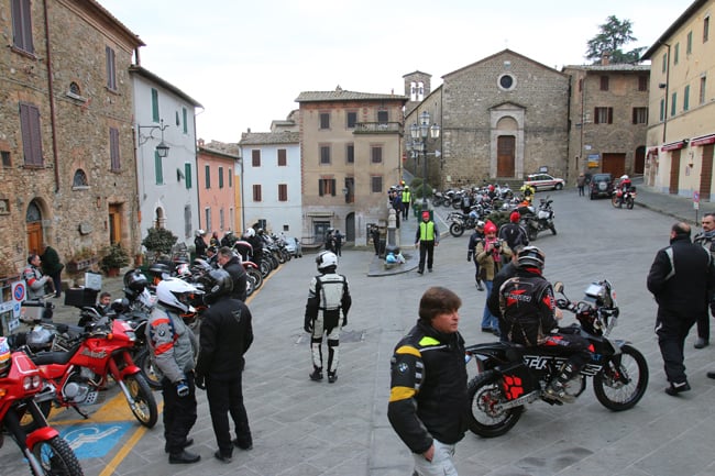 Piazza Garibaldi a Montacino. il punto di partenza dei Winter Heroes