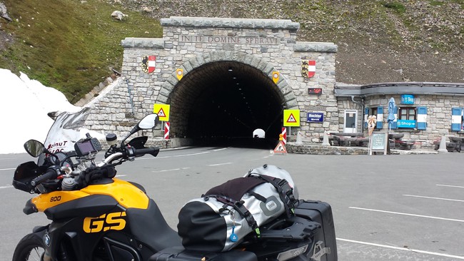 17 Tunnel  punta Hoctor