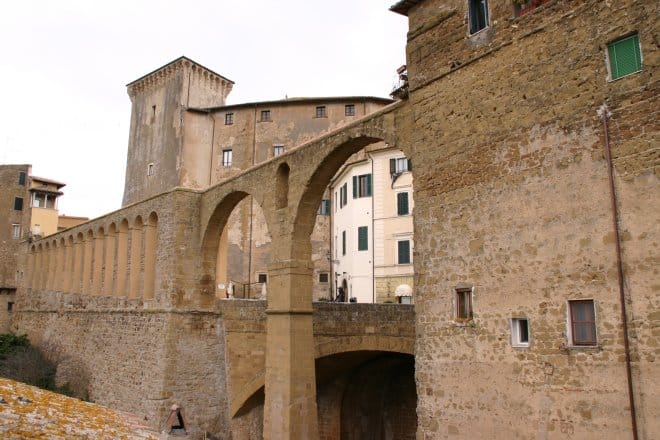 Tuscia, una terra da scoprire in moto