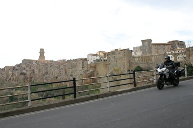 Tuscia, una terra da scoprire in moto