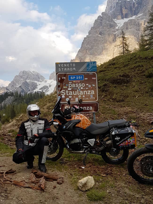 A SPASSO SULLE DOLOMITI CON L'ABBIGLIAMENTO MTECH - PASSO DI STAULANZA