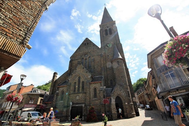 Vallonia in moto: la Roche en Ardenne, la cattedrale