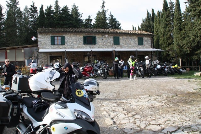 5000 pieghe, una delle soste lungo il percorso, uno spuntino a metà mattinata da Poldo a Valigondoli