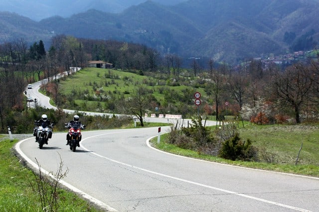 Da Firenzuola si sale verso Casetta, forse la zona più remota del circuito stradale del Mugello