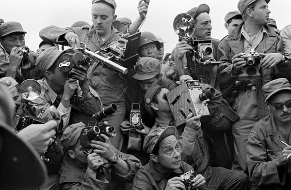 SOUTH KOREA. Kaesong. 1952. International Press photographers covering the Korean War.