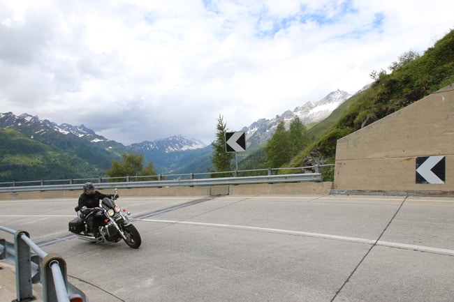 Vacanze in moto in Europa: Canton Ticino in moto – con una scoperta da 007