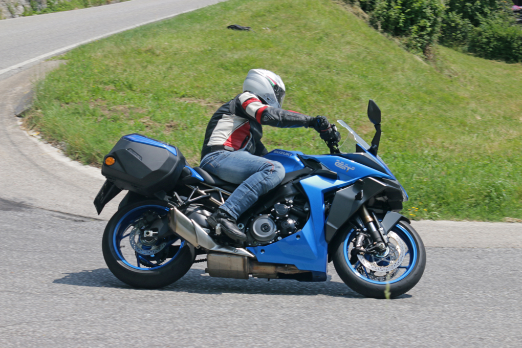 Suzuki GSX-S1000GT